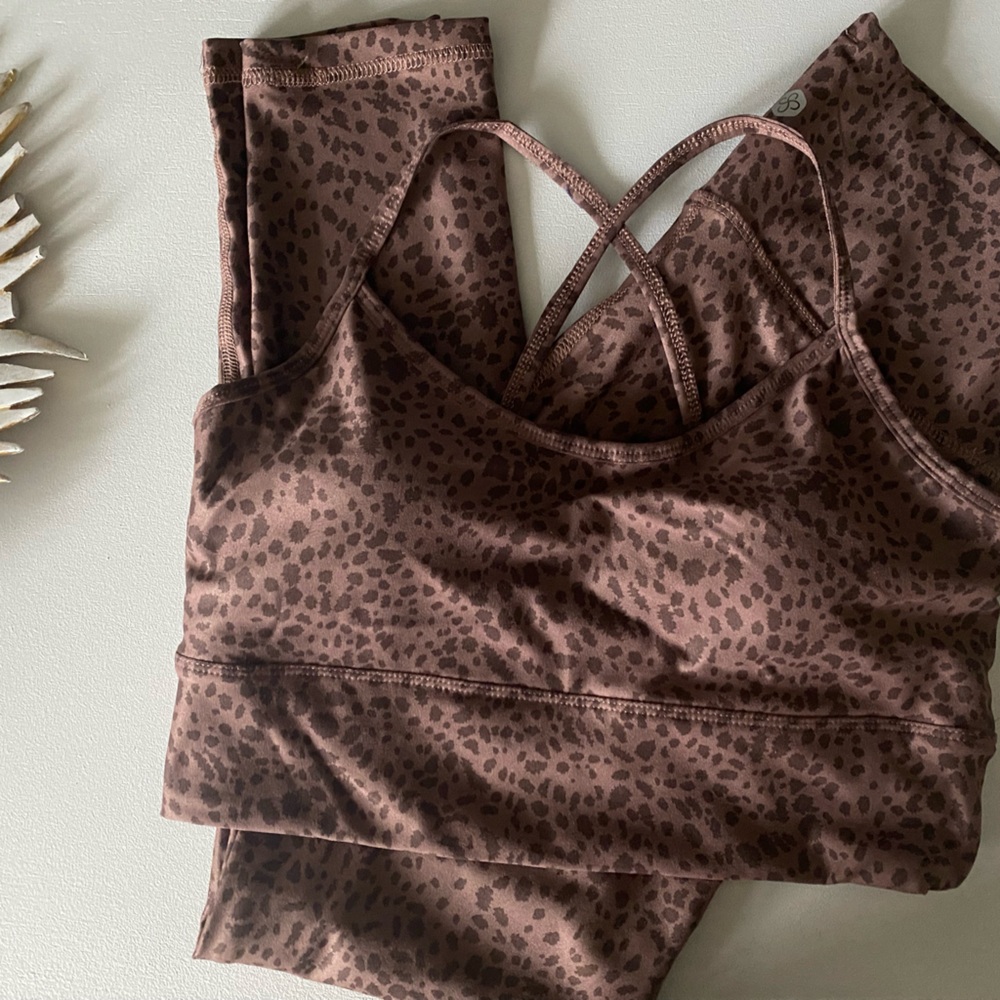 Scorpio Sol set brown cheetah